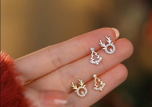 JuJumoose Sterling silver Christmas snowflake deer earrings