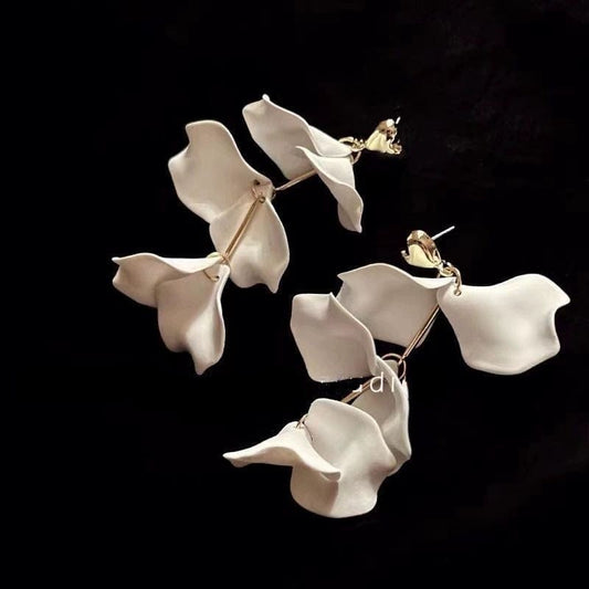 JuJumoose French-Inspired White Petal Vintage Earrings