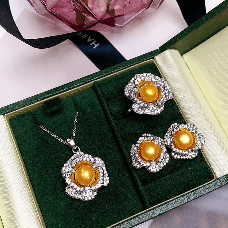 JuJumoose Gold-Plated Peony Flower Pearl Set