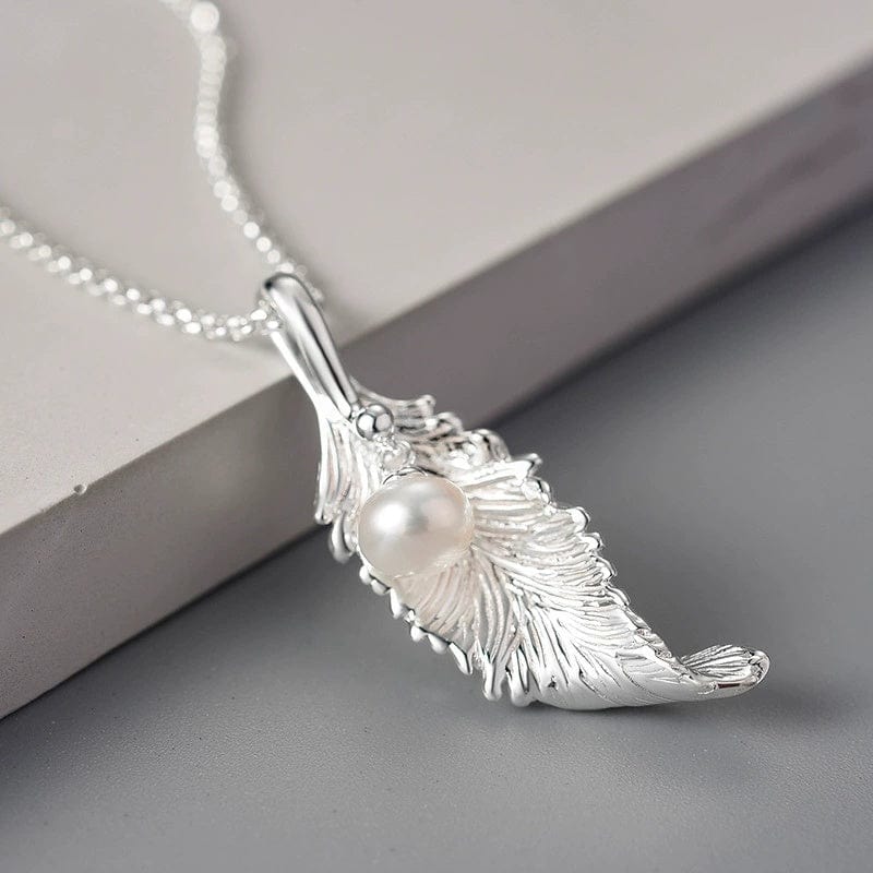 JuJumoose S925 Silver Gold-Plated Feather Pearl Pendant