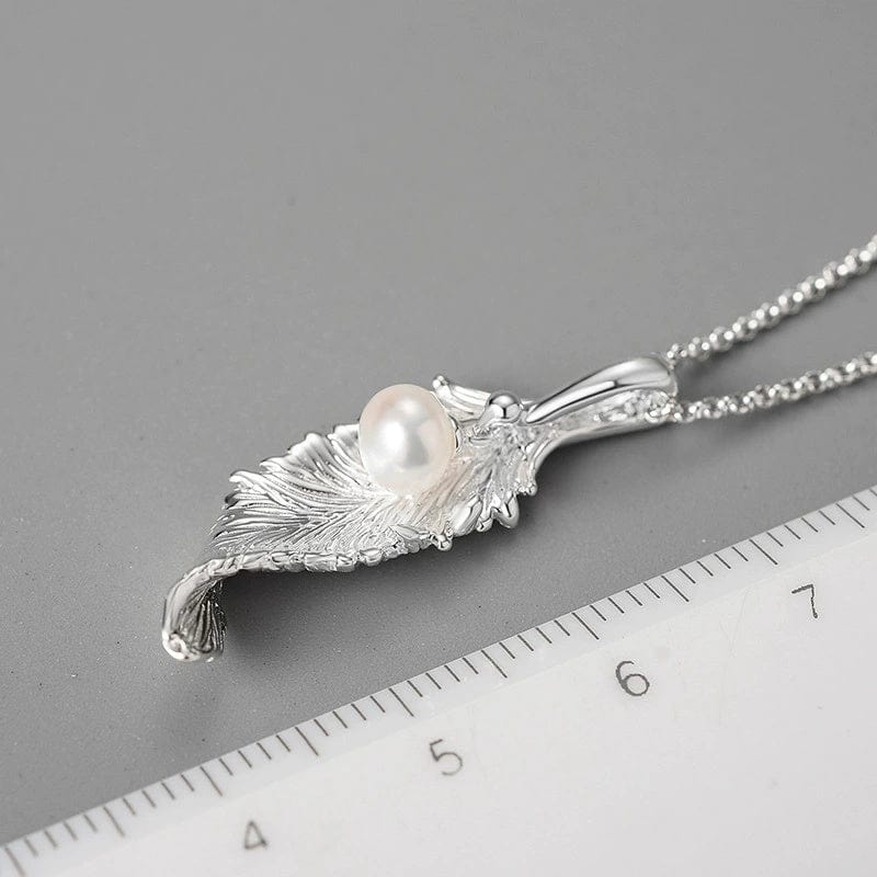 JuJumoose S925 Silver Gold-Plated Feather Pearl Pendant