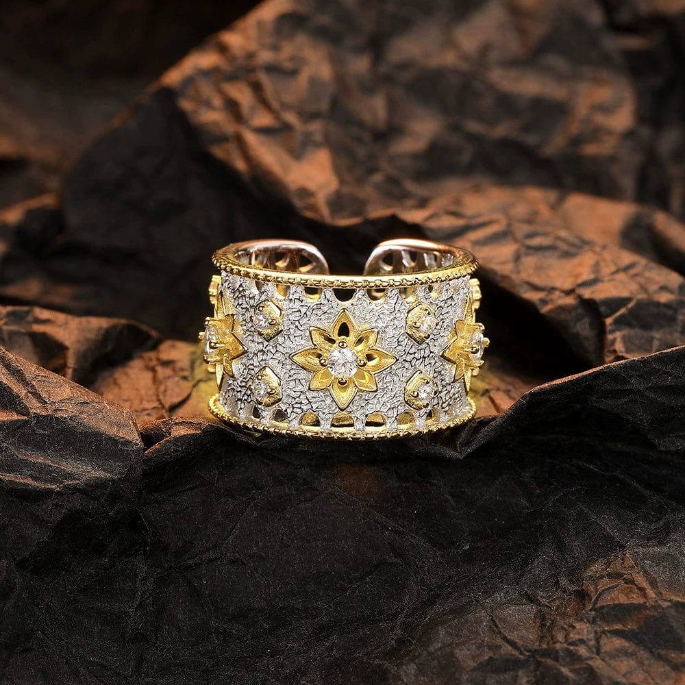 Cute Crab Ring - Jade - Gold-plated Silver - Adjustable Design - ApolloBox
