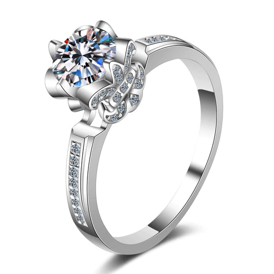 JuJumoose S925 Silver Platinum-Plated 0.8 Carat Moissanite Crown Ring