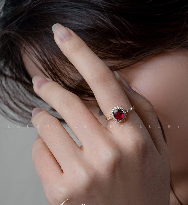 JuJumoose Sterling Silver Retro Ruby sunflower Ring